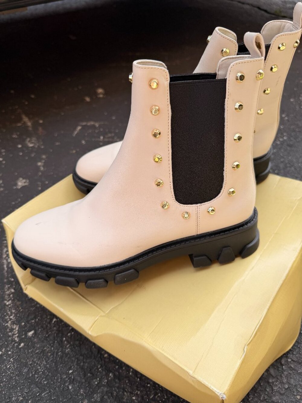 New Michael Kors White Leather Boots Women's Size 7.5
